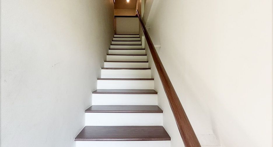 For sale and for rent 2 bedrooms townhouse in Bang Khen, Bangkok