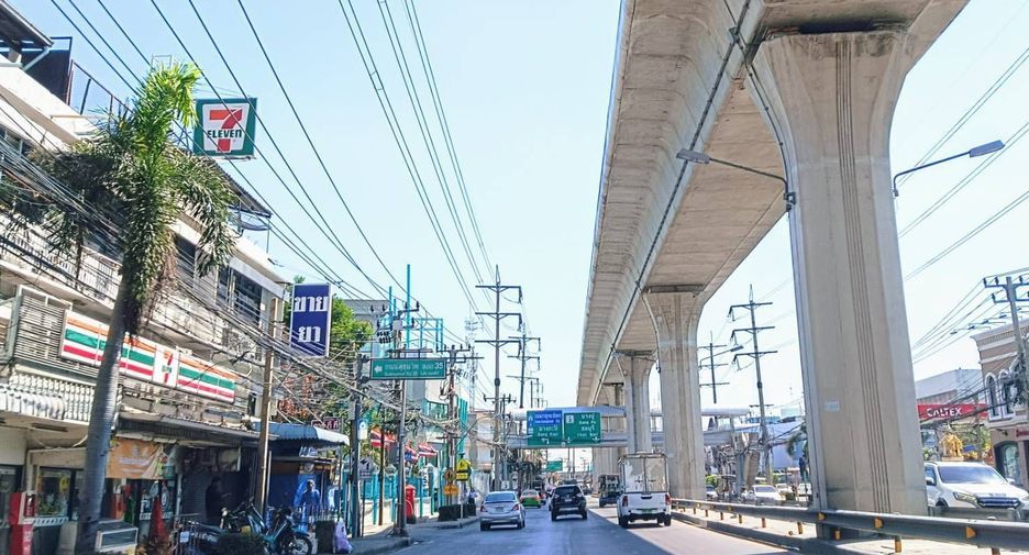 Reihenhaus zum Kauf mit 3 Zimmer in Mueang Samut Prakan, Samut Prakan