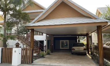 Haus zur Miete mit 6 Zimmer in Bang Lamung, Chonburi