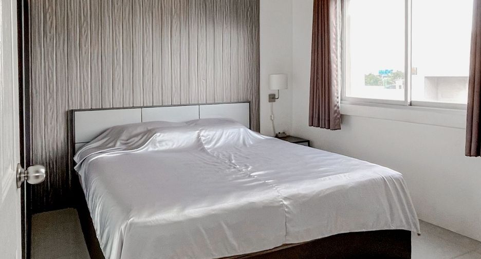 For sale 1 bed condo in Saphan Sung, Bangkok
