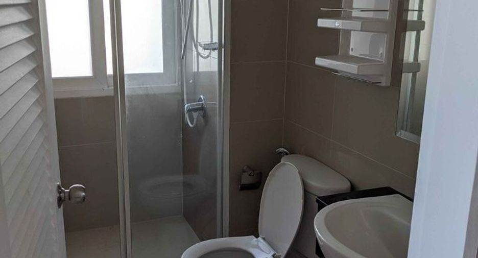 For sale 2 bedrooms condo in Lat Krabang, Bangkok