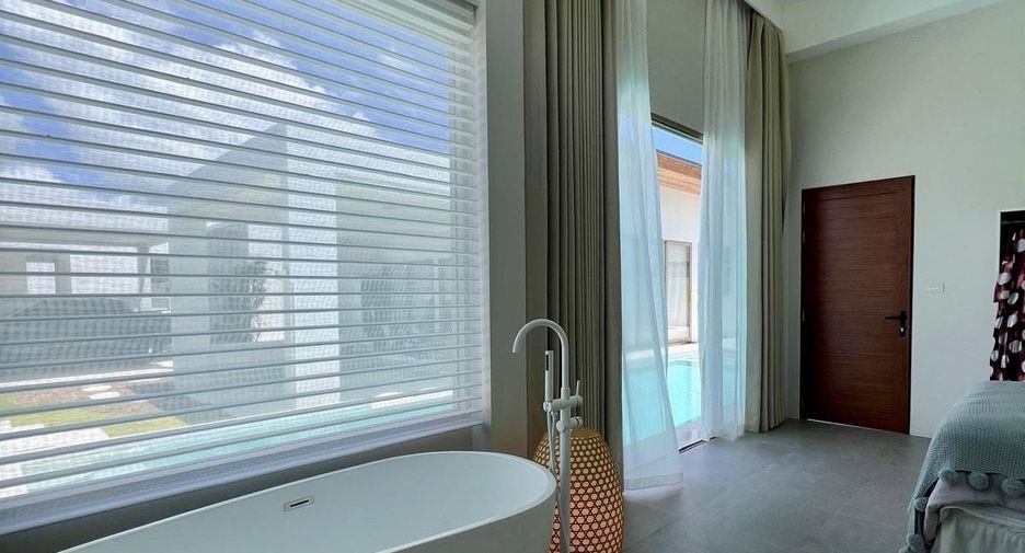 For sale 4 bedrooms villa in Thalang, Phuket