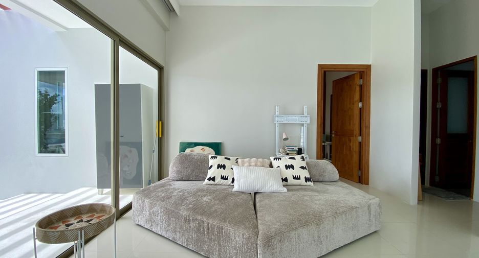 For sale 4 bedrooms villa in Thalang, Phuket