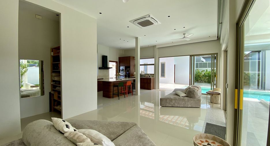 For sale 4 bedrooms villa in Thalang, Phuket