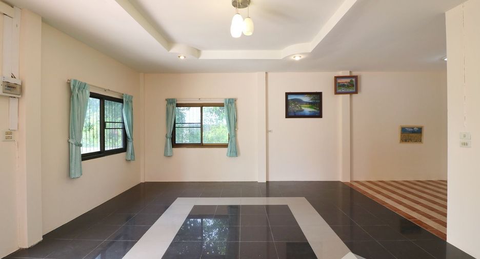 For sale 3 bedrooms house in Mueang Udon Thani, Udon Thani