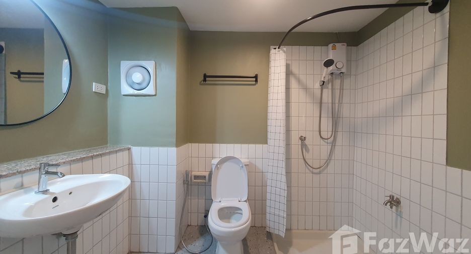 For sale studio condo in Suan Luang, Bangkok