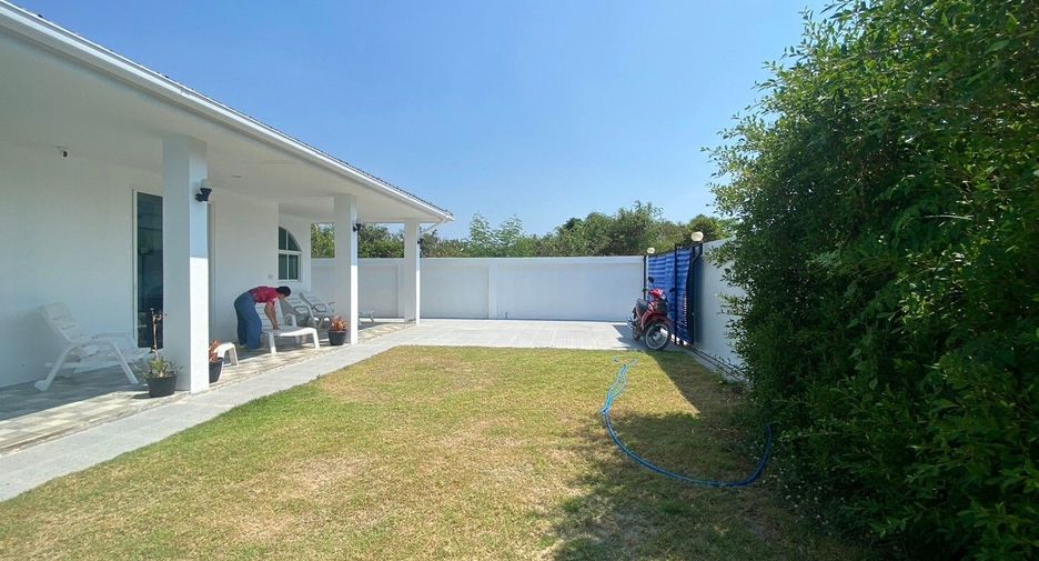 For rent 3 bedrooms house in Hua Hin, Prachuap Khiri Khan