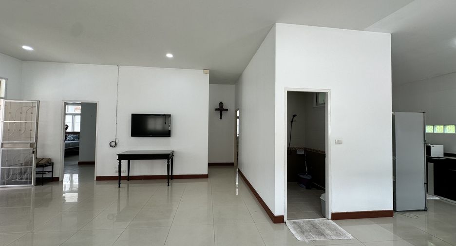 For rent 3 bedrooms house in Thalang, Phuket