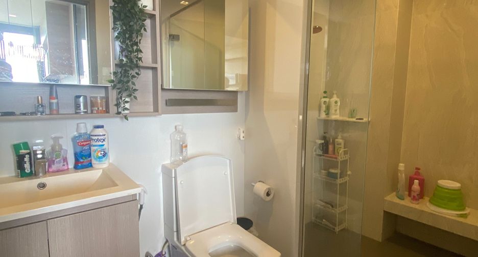 For sale 2 bedrooms condo in Bang Sue, Bangkok