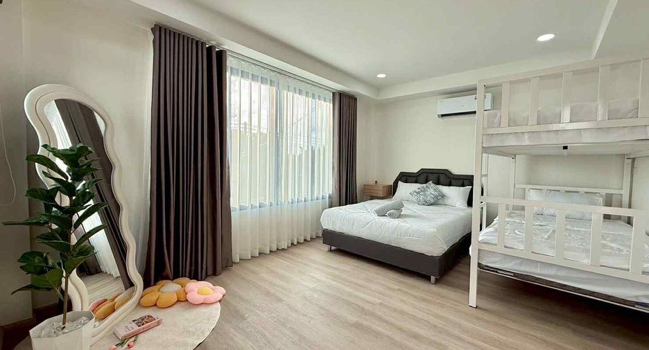 À vendre 4 chambres villa à Bang Lamung, Chonburi