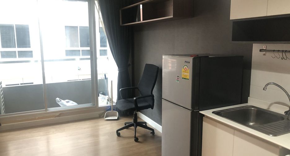 For sale 2 bedrooms condo in Din Daeng, Bangkok