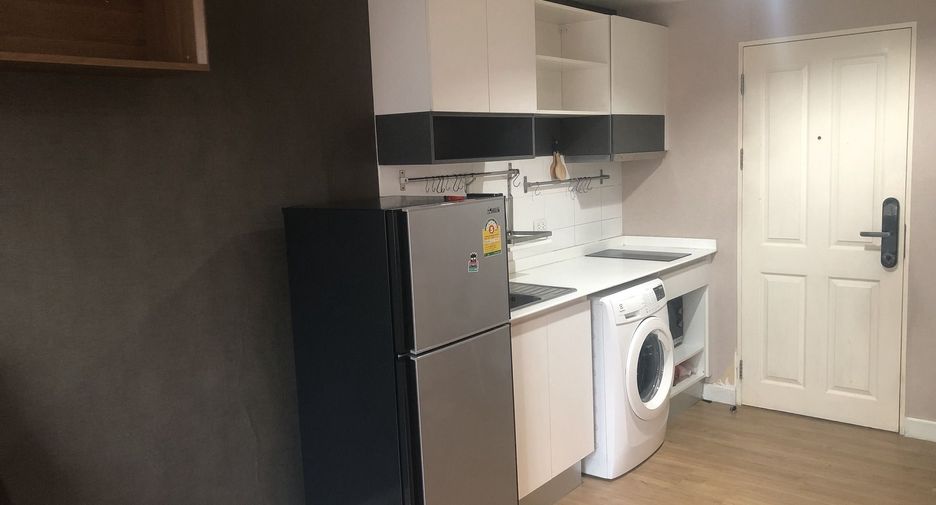 For sale 2 bedrooms condo in Din Daeng, Bangkok