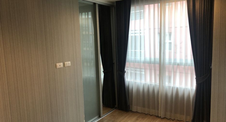 For sale 2 bedrooms condo in Din Daeng, Bangkok