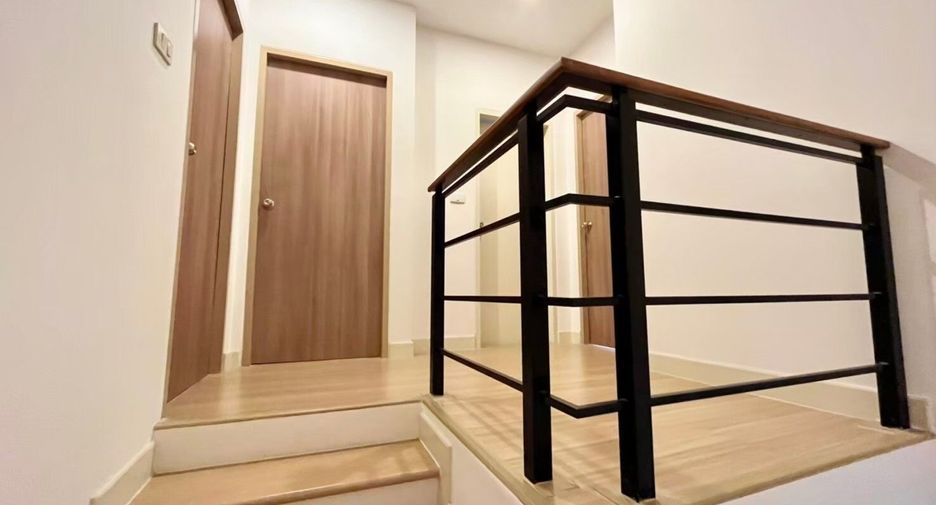 Reihenhaus zum Kauf und zur Miete mit 3 Zimmer in Bang Lamung, Chonburi