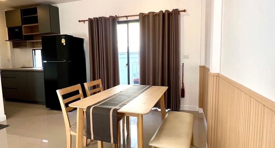 Reihenhaus zum Kauf und zur Miete mit 3 Zimmer in Bang Lamung, Chonburi