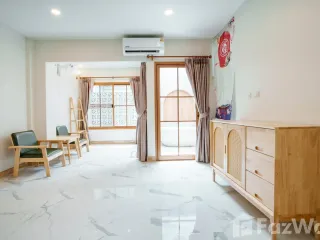 Reihenhaus zur Miete mit 3 Zimmer in Mueang Phuket, Phuket