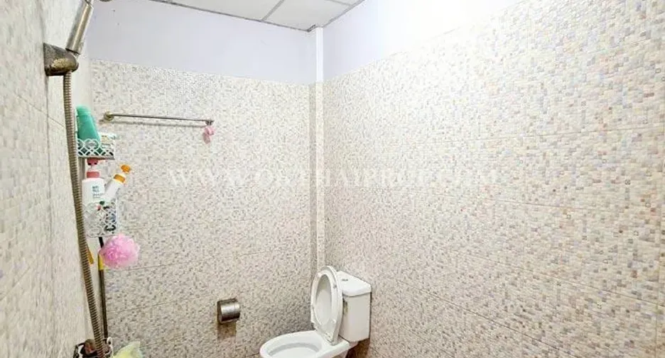 For sale 2 bedrooms townhouse in Lat Lum Kaeo, Pathum Thani