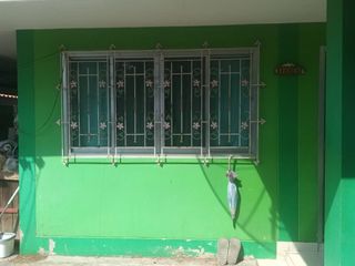 Casa en venta de 2 habitaciones en Si Racha, Chonburi