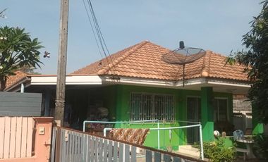 Casa en venta de 2 habitaciones en Si Racha, Chonburi