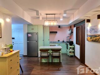For sale 3 bedrooms condo in Huai Khwang, Bangkok
