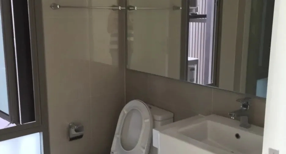 For sale 2 bedrooms condo in Yan Nawa, Bangkok