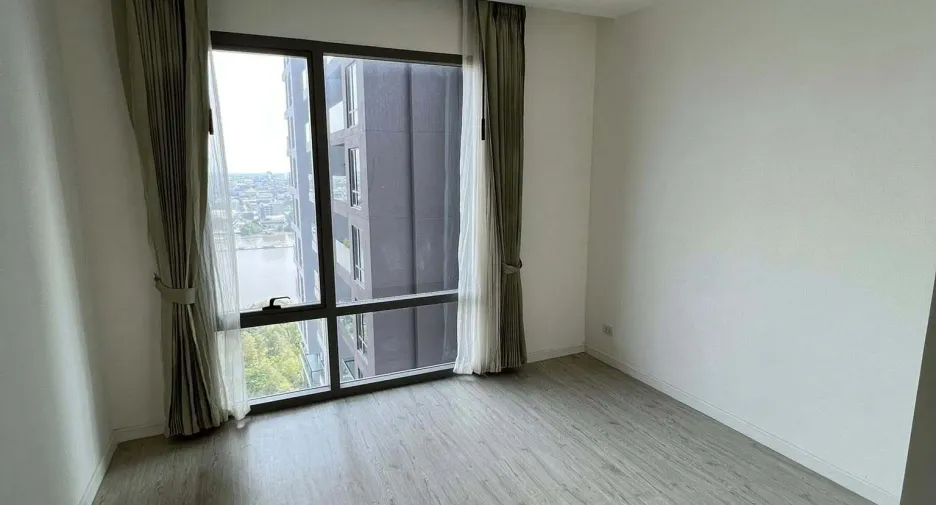 For sale 2 bedrooms condo in Yan Nawa, Bangkok