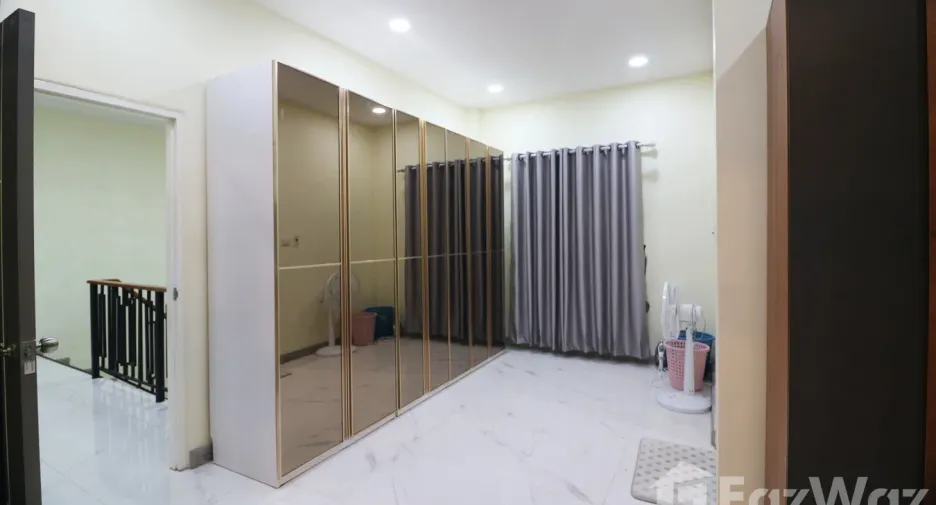 For sale 3 bedrooms house in Mueang Udon Thani, Udon Thani