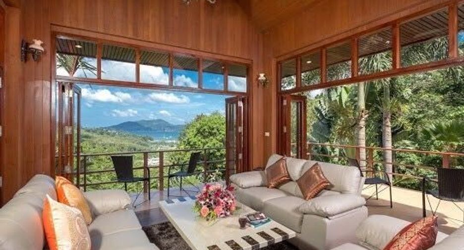 Villa en alquiler de 6 habitaciones en Kathu, Phuket
