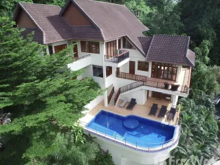 Villa en alquiler de 6 habitaciones en Kathu, Phuket
