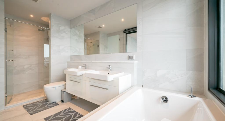 Condo en venta y en alquiler de 3 habitaciones en Watthana, Bangkok