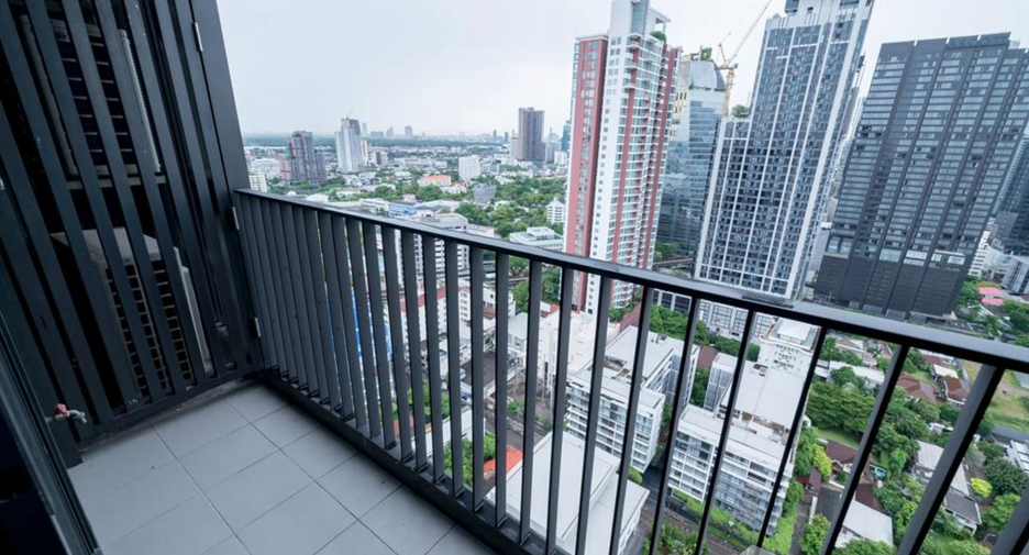 Wohnung zum Kauf und zur Miete mit 3 Zimmer in Watthana, Bangkok