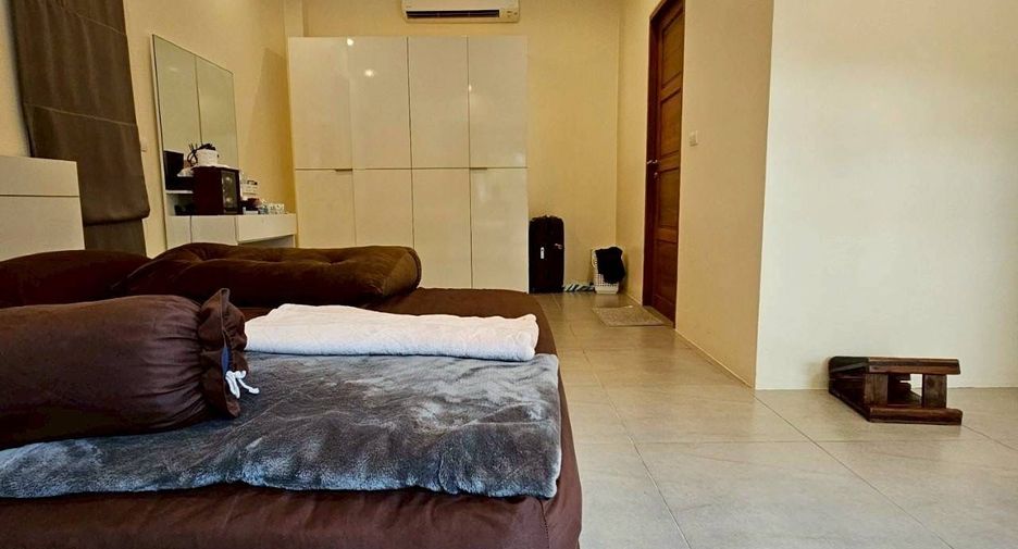 For sale そして for rent 4 ベッドルーム villa in Mueang Phuket, Phuket