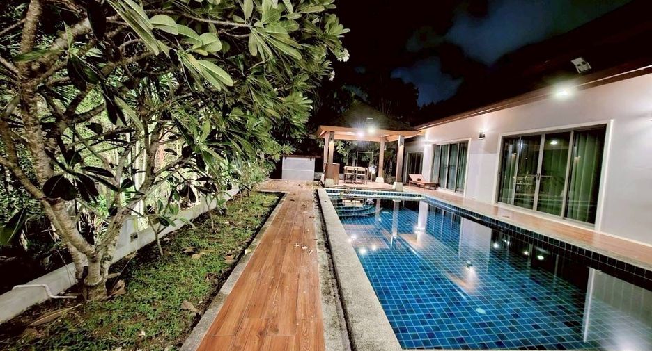 For sale そして for rent 4 ベッドルーム villa in Mueang Phuket, Phuket