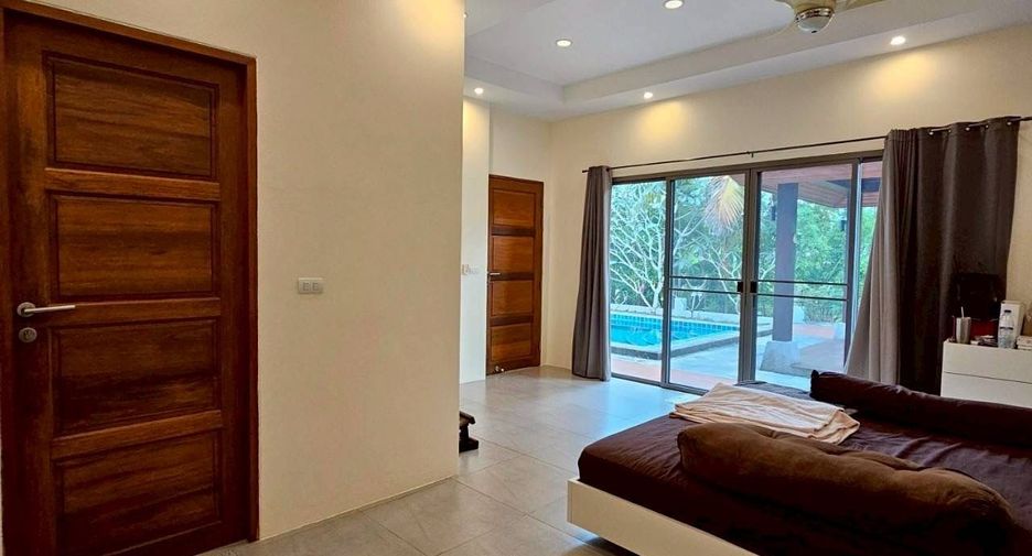 For sale そして for rent 4 ベッドルーム villa in Mueang Phuket, Phuket