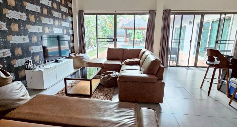For sale そして for rent 4 ベッドルーム villa in Mueang Phuket, Phuket