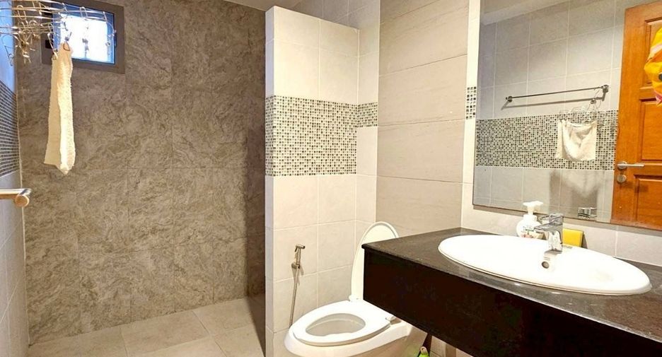 For sale そして for rent 4 ベッドルーム villa in Mueang Phuket, Phuket