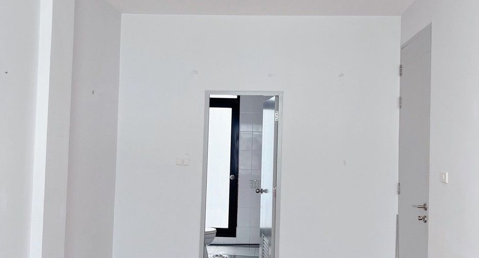 For sale and for rent 4 bedrooms townhouse in Pak Kret, Nonthaburi
