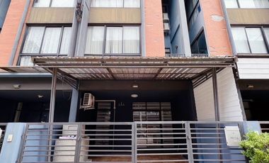 For sale and for rent 4 bedrooms townhouse in Pak Kret, Nonthaburi