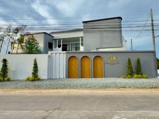 For sale そして for rent 5 ベッドルーム villa in Bang Lamung, Chonburi