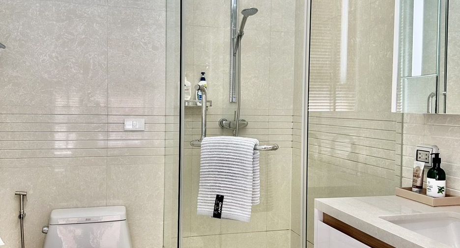 For sale and for rent 2 bedrooms condo in Pathum Wan, Bangkok