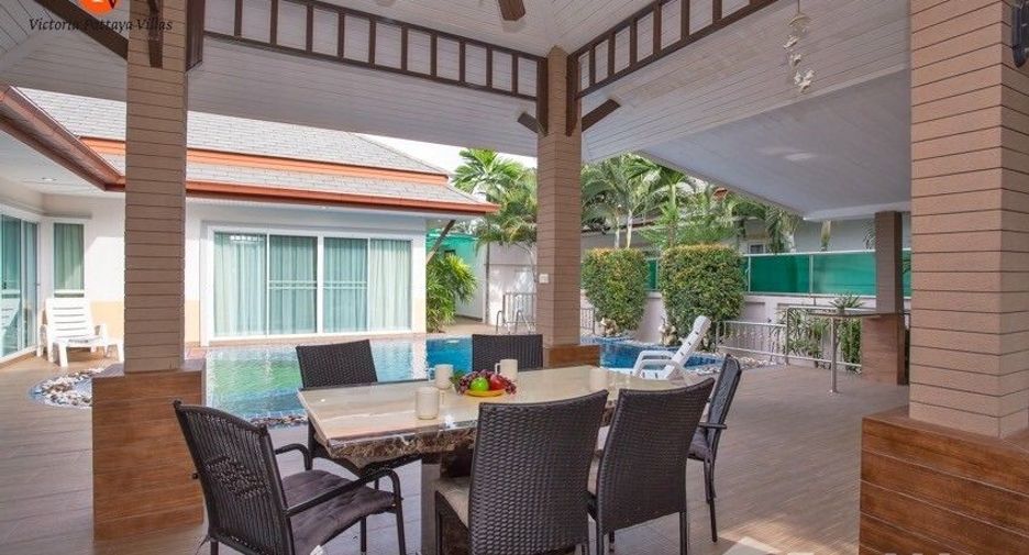 For rent 4 ベッドルーム villa in Bang Lamung, Chonburi