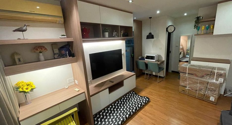 Condo en venta y en alquiler de 2 habitaciones en Chatuchak, Bangkok