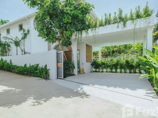 For rent 4 bedrooms villa in Mueang Phuket, Phuket