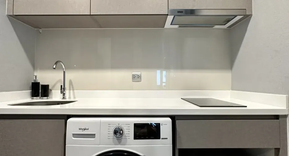 For sale 1 bed condo in Huai Khwang, Bangkok