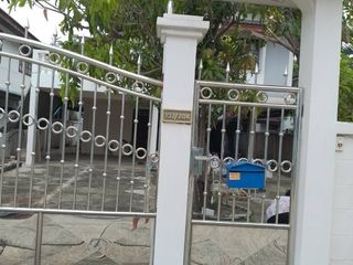 For sale 4 bedrooms house in Don Mueang, Bangkok