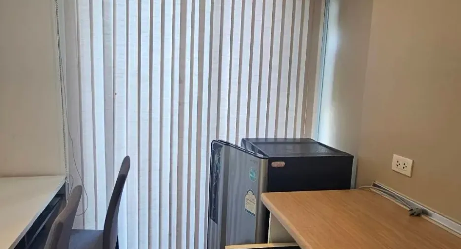 For sale 1 bed condo in Mueang Samut Prakan, Samut Prakan