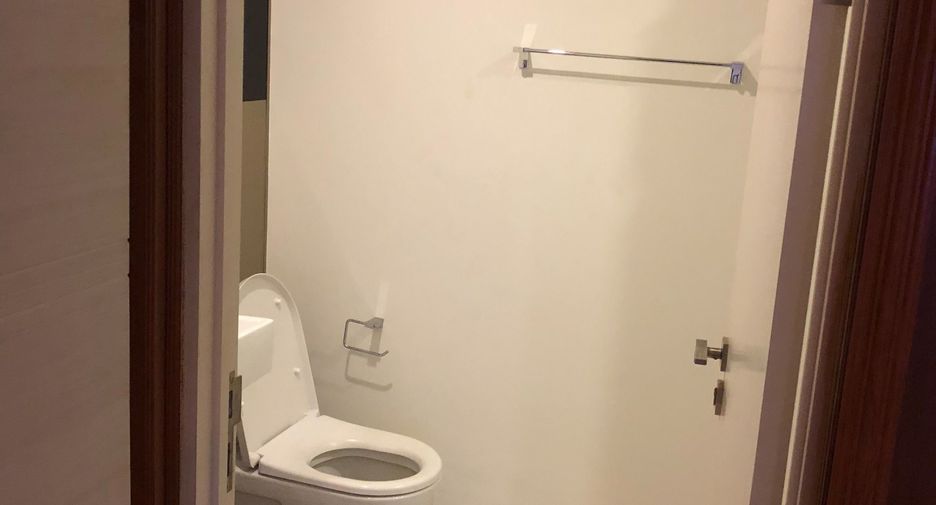 For sale and for rent 2 bedrooms condo in Thon Buri, Bangkok