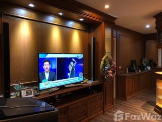 For sale and for rent 2 bedrooms condo in Thon Buri, Bangkok