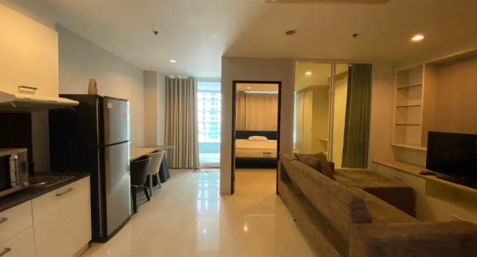For sale and for rent 2 bedrooms condo in Watthana, Bangkok