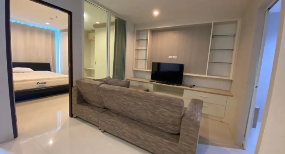 For sale and for rent 2 bedrooms condo in Watthana, Bangkok